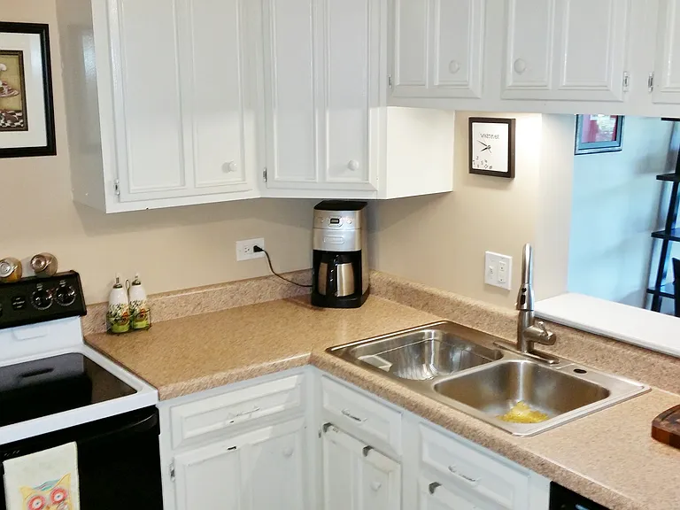 1255 N Sterling Ave #101 — Photo 3