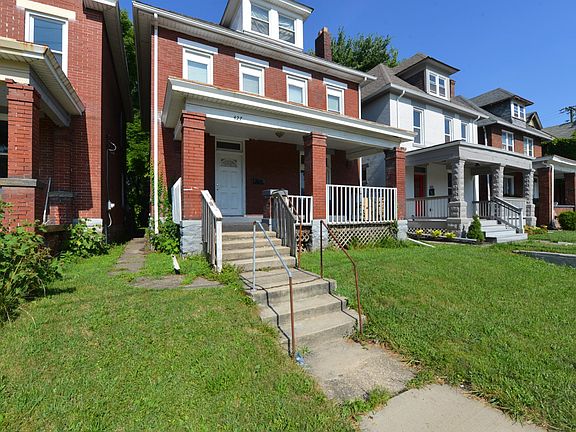 2nd image of 427 Saint Clair Ave