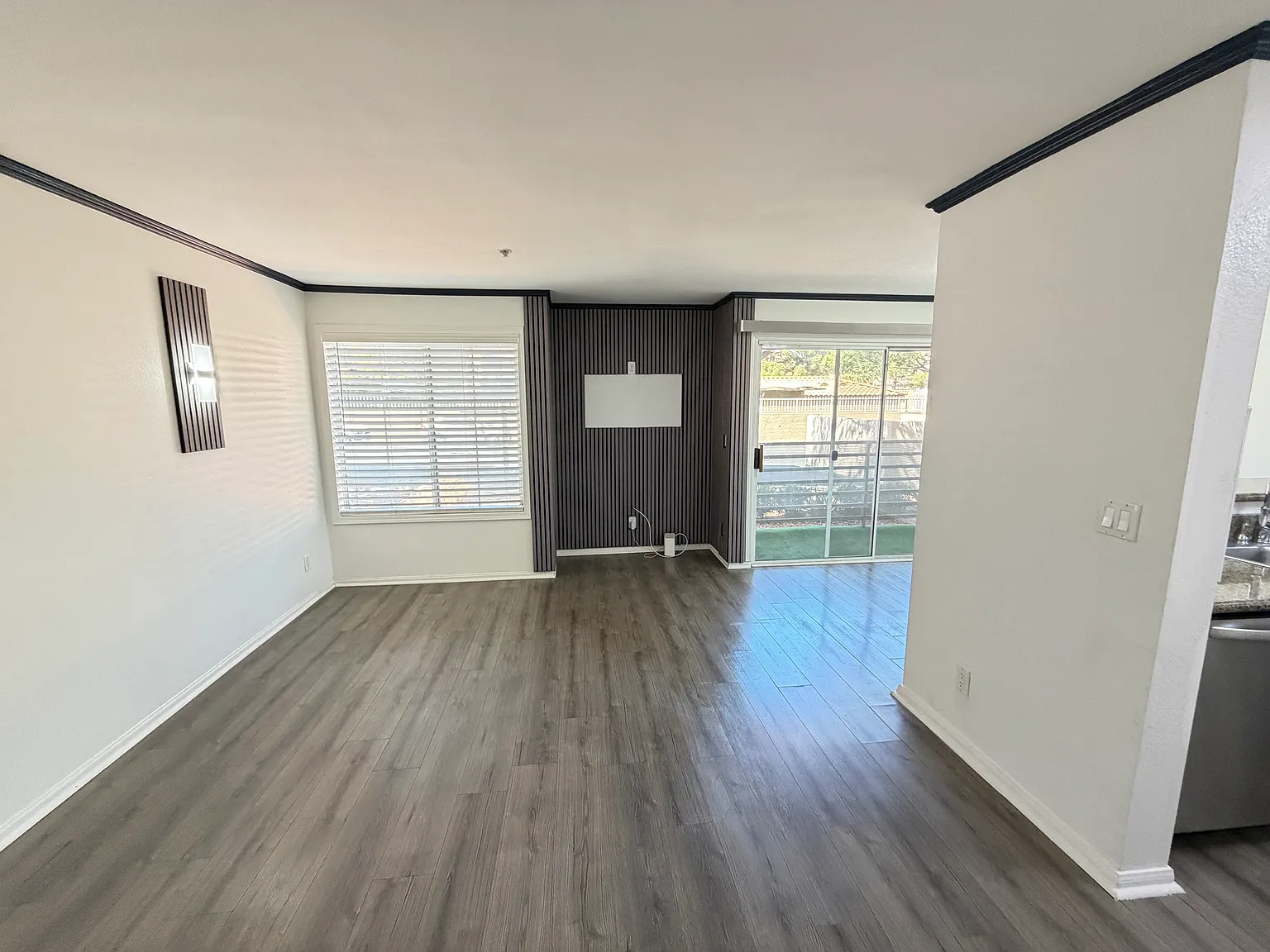 Beautifully Renovated First-Floor Condo in Isla at South Shores! — Photo 4