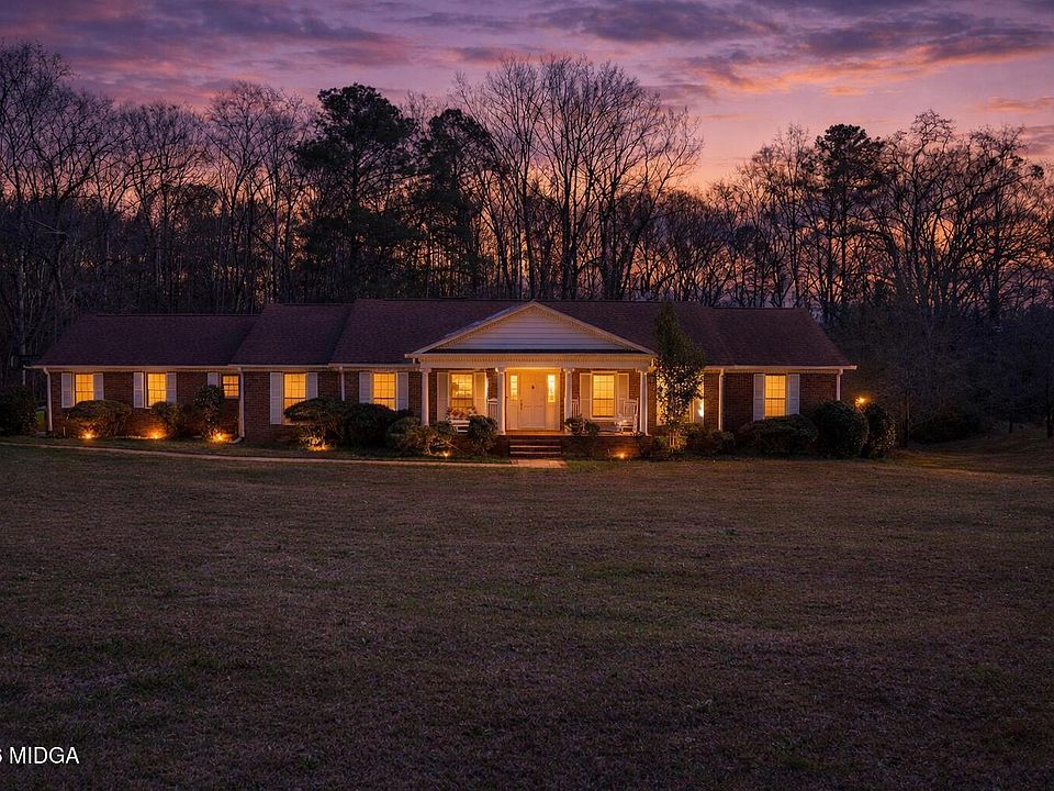 1st image of 15 Mornside Dr