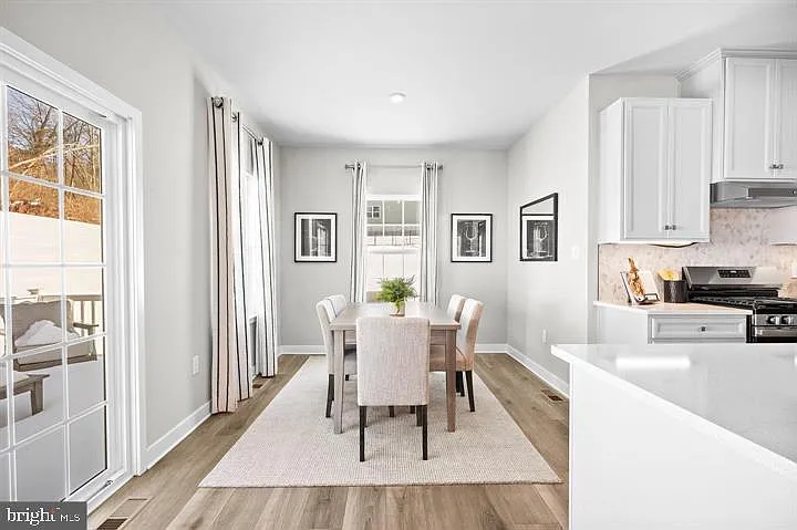 141 Dithridge Dr — Photo 14