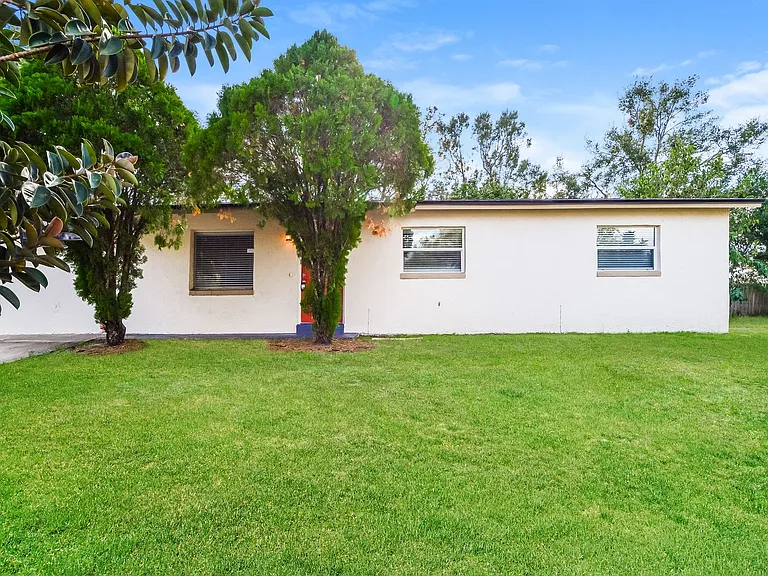 6630 Westmont Dr — Photo 1