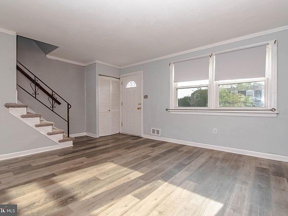 2nd image of 33 Bladen Rd