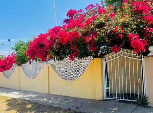 8484 Delco Ave, Winnetka, CA 91306