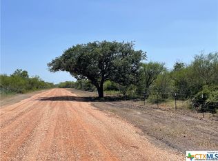 170 Robinhood Rd, Victoria, TX 77905