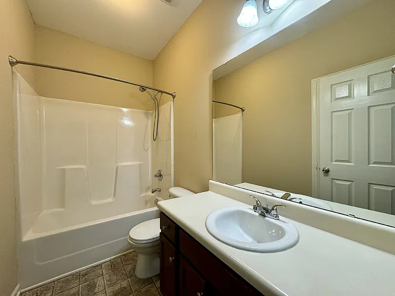 267 Boswell St — Photo 14
