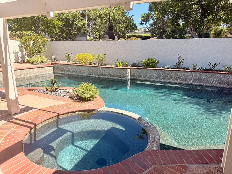 25152 Mammoth Cir