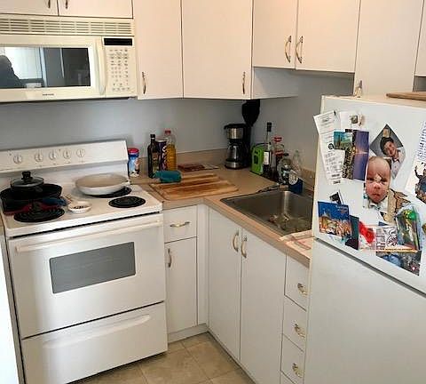 2nd image of 1360 N Sandburg Ter APT 1402C
