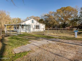 4418 Richard St, Moss Point, MS 39563