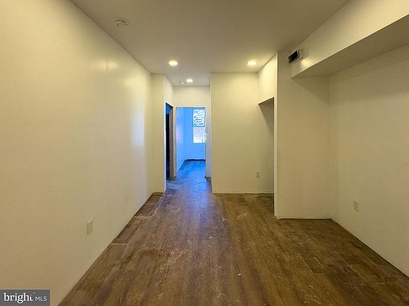 3rd image of 2812 W Susquehanna Ave