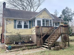 346 Parum Rd, Colchester, CT 06415