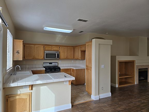 4th image of 7759 Dersingham Dr