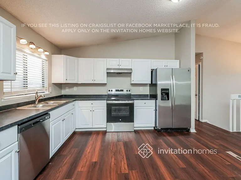 2925 Rhapsody Dr — Photo 8