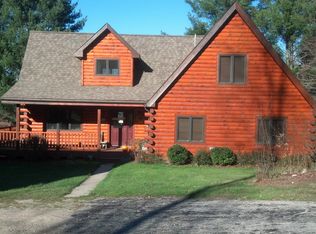 7160 Farr Rd, Onekama, MI 49675