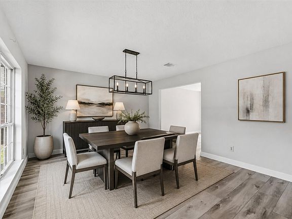 3rd image of 5502 Maple Square Dr