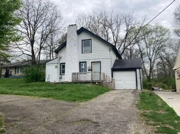 9969 Chester Rd, Cincinnati, OH 45215