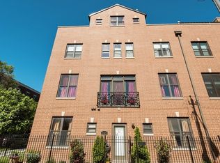 2104 N California Ave, Chicago, IL 60647
