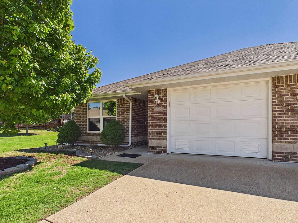 1st image of 1522 Meadowhill Dr