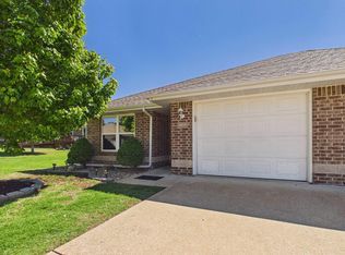 1522 Meadowhill Dr, Mountain Home, AR 72653