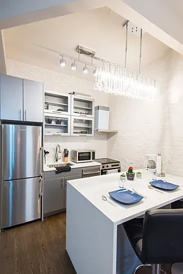 Rented by Aventana | media 44