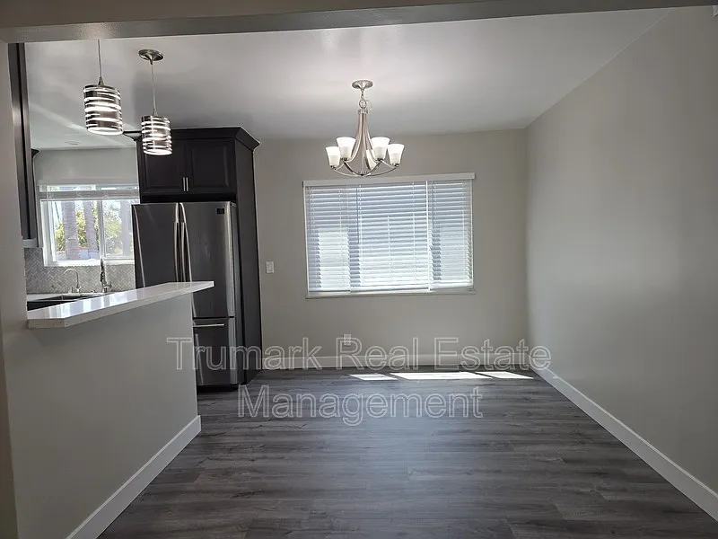 Building Photo - 1303 N Brand Blvd #5