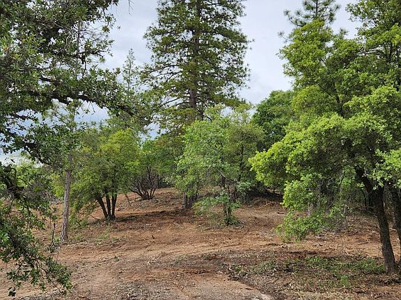 2nd image of 18148 Greenhorn Rd