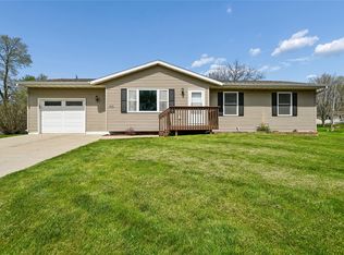 404 Kelley Ct, Springville, IA 52336