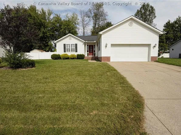 238 Woodmire Dr, Milton, WV 25541