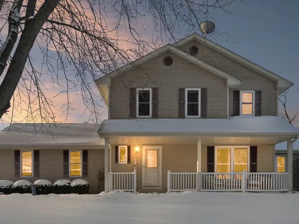 2003 Matthew Ave, Twin Lakes, WI 53181