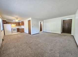 909 Grove St #2D, Vancouver, WA 98661