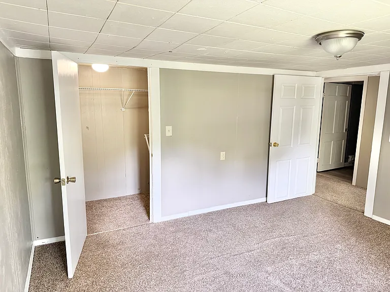 2570 Sanger Ln #C — Photo 7