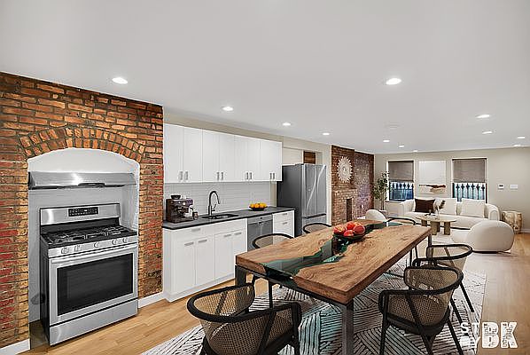 1st image of 260 Monroe St #1F