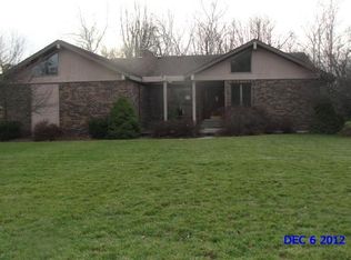 1850 Creekwood Dr, Troy, OH 45373