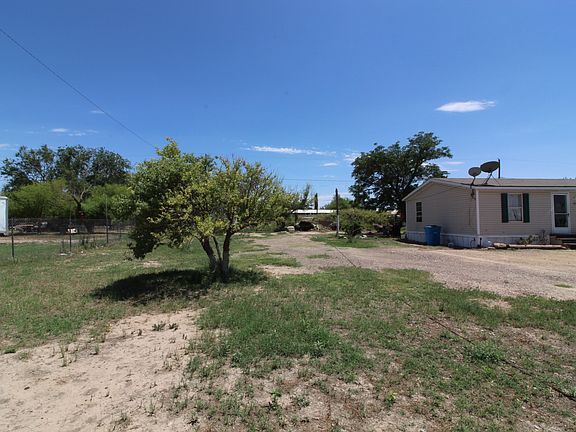 5th image of 340 Valle Lindo Dr