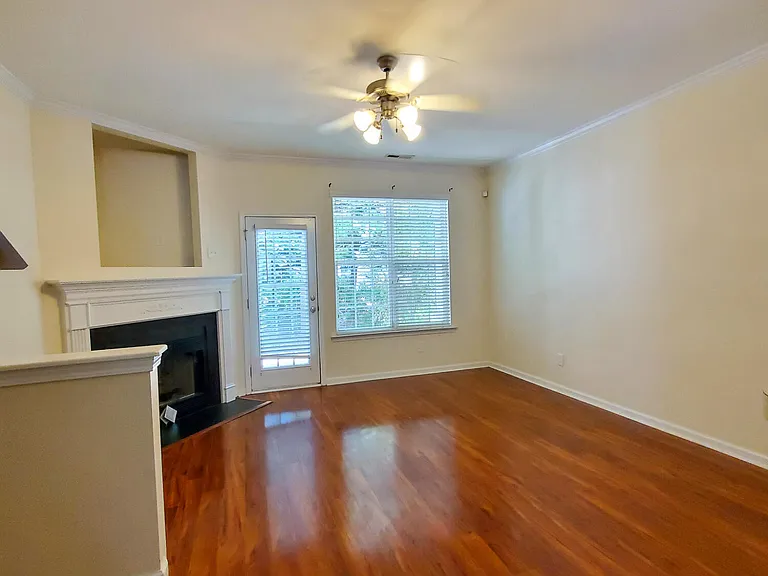 8206 City Loft Ct — Photo 9