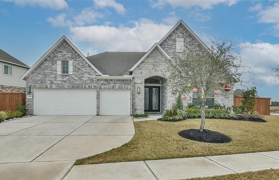 1st image of 11602 Bluewood Oaks Ct