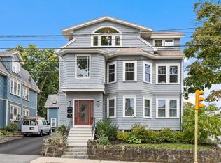 108-110 Burrill St UNIT 3, Swampscott, MA 01907