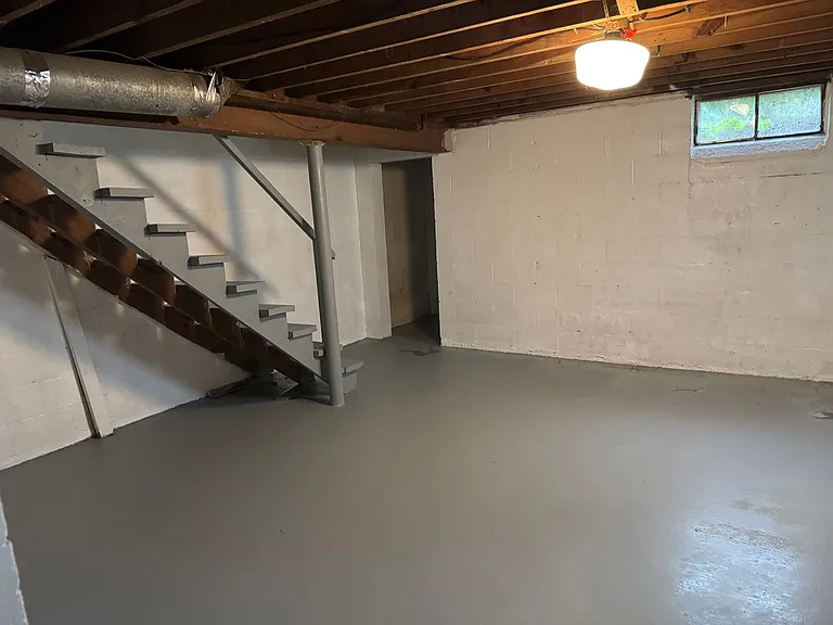 369 N Roosevelt Ave — Photo 12