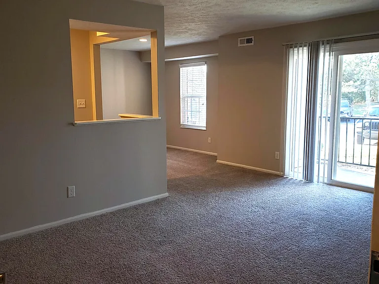 Harbour Club Apartments — Photo 23