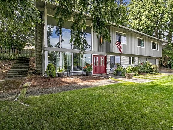 2nd image of 5761 Lenea Dr NW