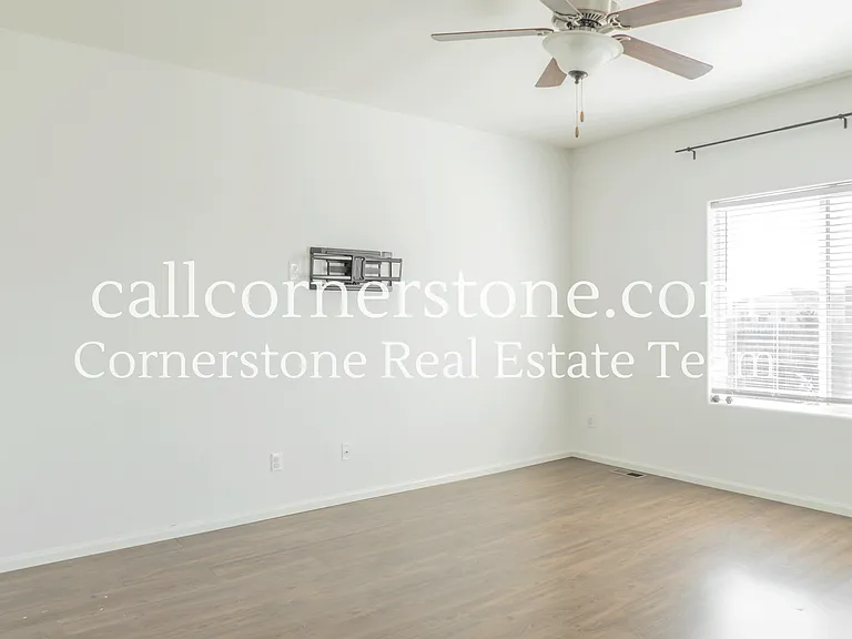 10011 Seawolf Dr — Photo 4