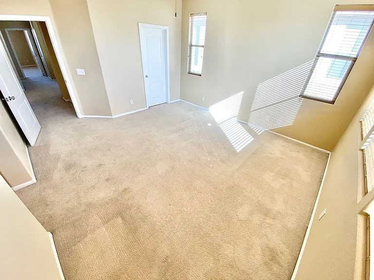 8836 Palm Creek Ct — Photo 33