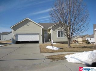3106 N 147th Cir, Omaha, NE 68116