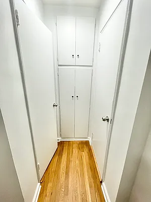 Rented by Oxford Property Group | media 17