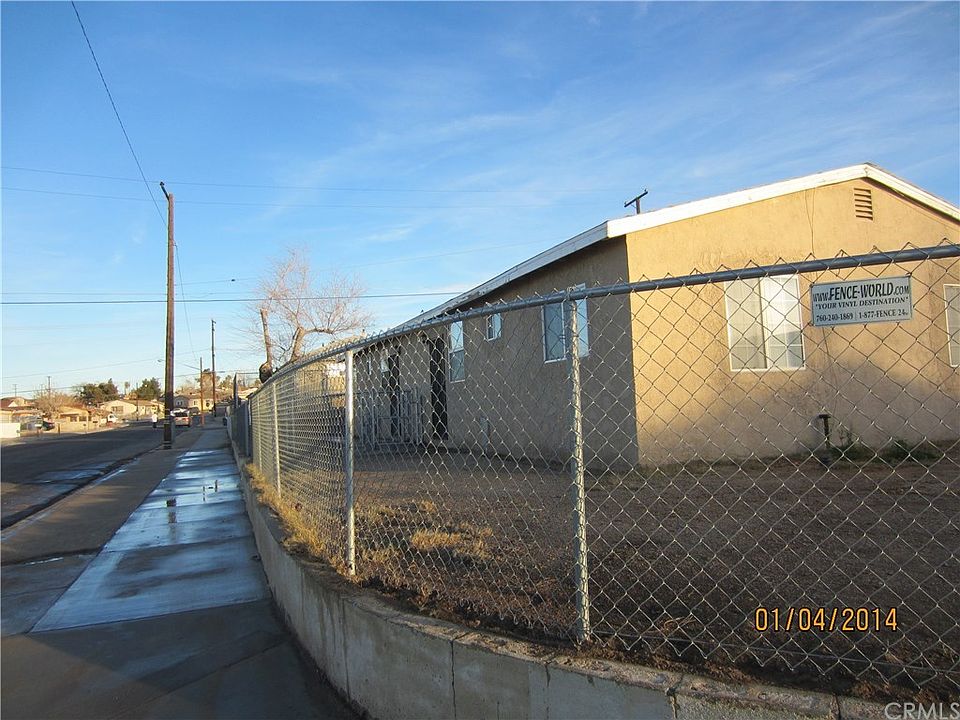 2nd image of 301 Mary Anne Ave