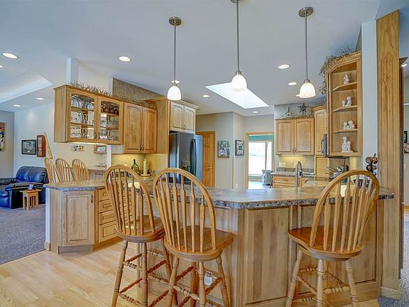 5th image of 1805 Tower Dr