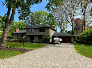 39 Estabrook Rd, Swampscott, MA 01907