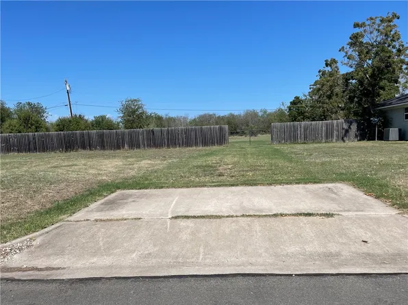 2521 Gary Ln, Waco, TX 76708