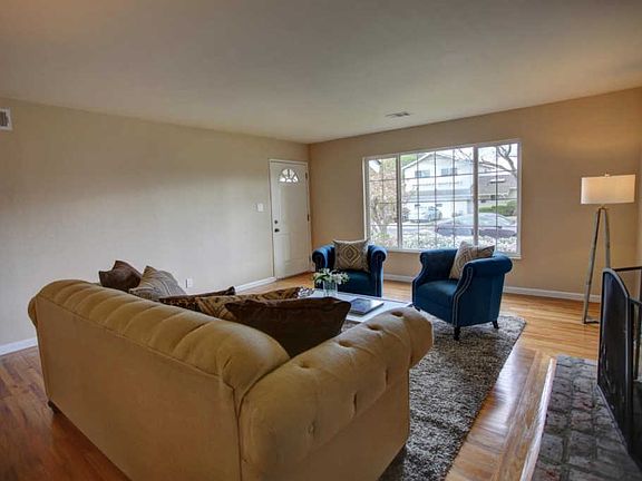 5th image of 2749 Columbus Pl