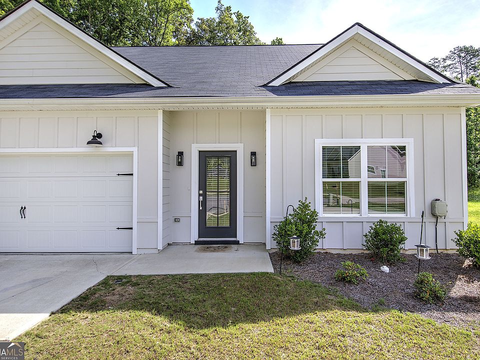 1st image of 9 Arbor Ct SW